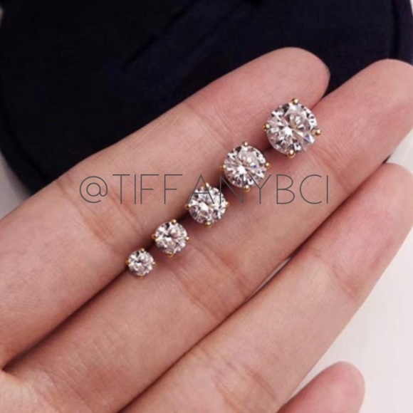 14k Gold Round CZ Stud Earrings - Picture 2 of 5